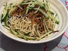 -肥肥虾庄·金牌油焖大虾(汉口城市广场店)