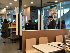 -麦当劳(轻轨曹杨路店)