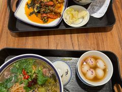 -云阿蛮云南生烫牛肉米线(奉贤路店)