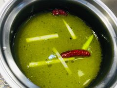 -百品聚旋转火锅(万德庄店)