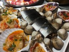 -围炉肉舍•炭烤活鳗•丹东海鲜烤肉(步行街店)