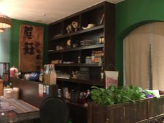 -蘑菇私房菜小馆(杨家坪西城天街店)