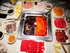 -海底捞火锅鲜切牛肉主题店(长寿路店)