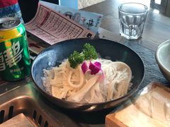 -老牌坊云南鱼豆花火锅(哈西万达店)