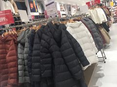 -优衣库(泉州中骏世界城店)