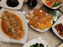 美点双拼-高第街56号港式餐厅·精选(世茂广场宽厚里大明湖店)