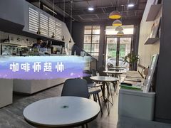 -ADO KAFE(大学城店)