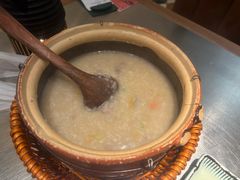 潮界生滚牛肉粥-潮界(LU·ONE凯德晶萃广场店)