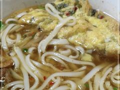 -矮子粉店1985·长沙米粉(湘春路店)