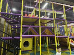 -蹦贝运动中心·蹦床·攀岩·闯关(龙岗店)