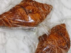 焦糖牛角包-PAPER STONE BAKERY(天环店)