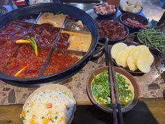 -正南齊北重庆老火锅(光华村直营店)