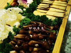 -慢丽江·云南野生菌土鸡锅(西山店)