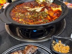 -小饕荟雅安贡椒鱼鲜馆(广福桥店)