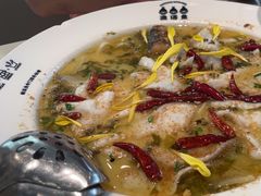 -渔语鱼酸菜鱼新川菜(来福士店)