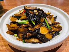 橄榄油炒蘑菇-晋家门(文峰广场店)