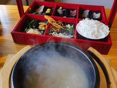 -勺子米线·云南传统小吃市集(四方街店)