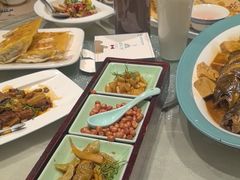-海派美食·家宴海鲜青岛菜·石锅鲽鱼头(东方城店)