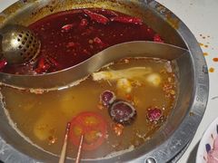-大龙燚火锅(天安云谷店)