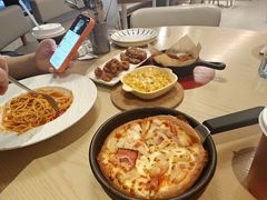 -必胜客(璞丽中心店)