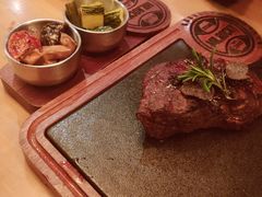 黑松露谷饲牛排-MR.ROCKY洛奇先生RESTAURANT&BAR(宝安壹方城店)