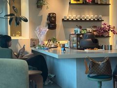 -luutosa  cafe & tea 鹿兔山
