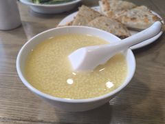 小米粥-河沿肉饼Beijing Pie(东华门店)