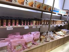 零售区-顶东面包花园·生日蛋糕(世博店)