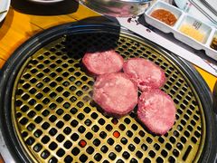 -唯成•韩国炭火烤肉 유성고기