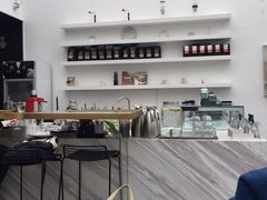 -UNI UNI(环亚凯瑟琳店)