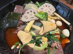 -万记麻辣烫国展总店