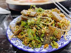 凉粉皮-宏宏无烟石板烧烤