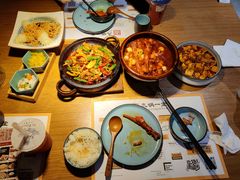 -九锅一堂酸菜鱼(学府凯德店)