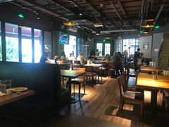 大堂-Geneva日内瓦餐厅(西郊宝成花苑店)