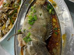 清蒸海鱼-红月湾海鲜饭店•沙滩海景(双月湾店)