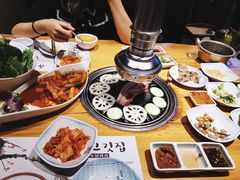 -唯成•韩国炭火烤肉 유성고기