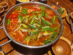 -亮欢寨酸汤鱼(沙冲路店)