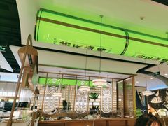 -洪氏嗨捞·广东猪肚鸡·椰子鸡火锅(西咸万象城店)