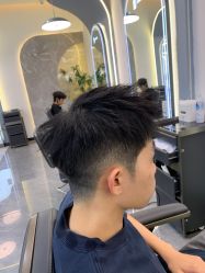 -苏奇发型·烫发染发