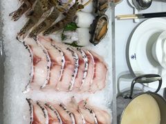 -红鼎豆捞·非遗鲍皇汤火锅(宝丰路店)