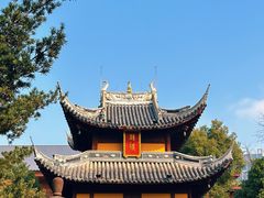 -龙华寺