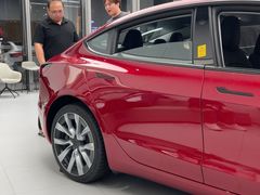 -TESLA 特斯拉(广州天环广场体验店)