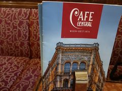 -中央咖啡馆