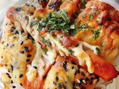 蛋香火腿肠面包-苹果花园(襄阳南路店)