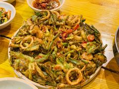 海鲜葱饼-喜来稀肉(北外滩白玉兰广场店)