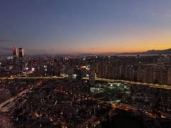 -锦厨国际自助餐厅 · 云端景观 (昆明索菲特大酒店)