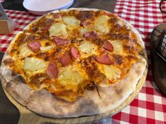 夏威夷pizza-自然食集西餐厅(泰晤士小镇店)