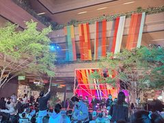 -瑞虹新天地月亮湾