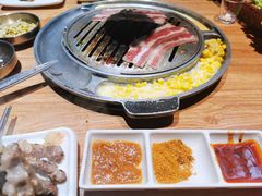 -弘益铭家九炙社韩国烤肉料理(尚美店)