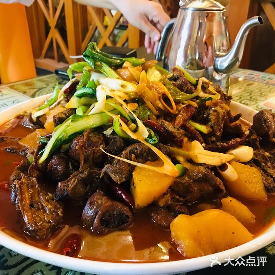 双苹果大盘鸡店